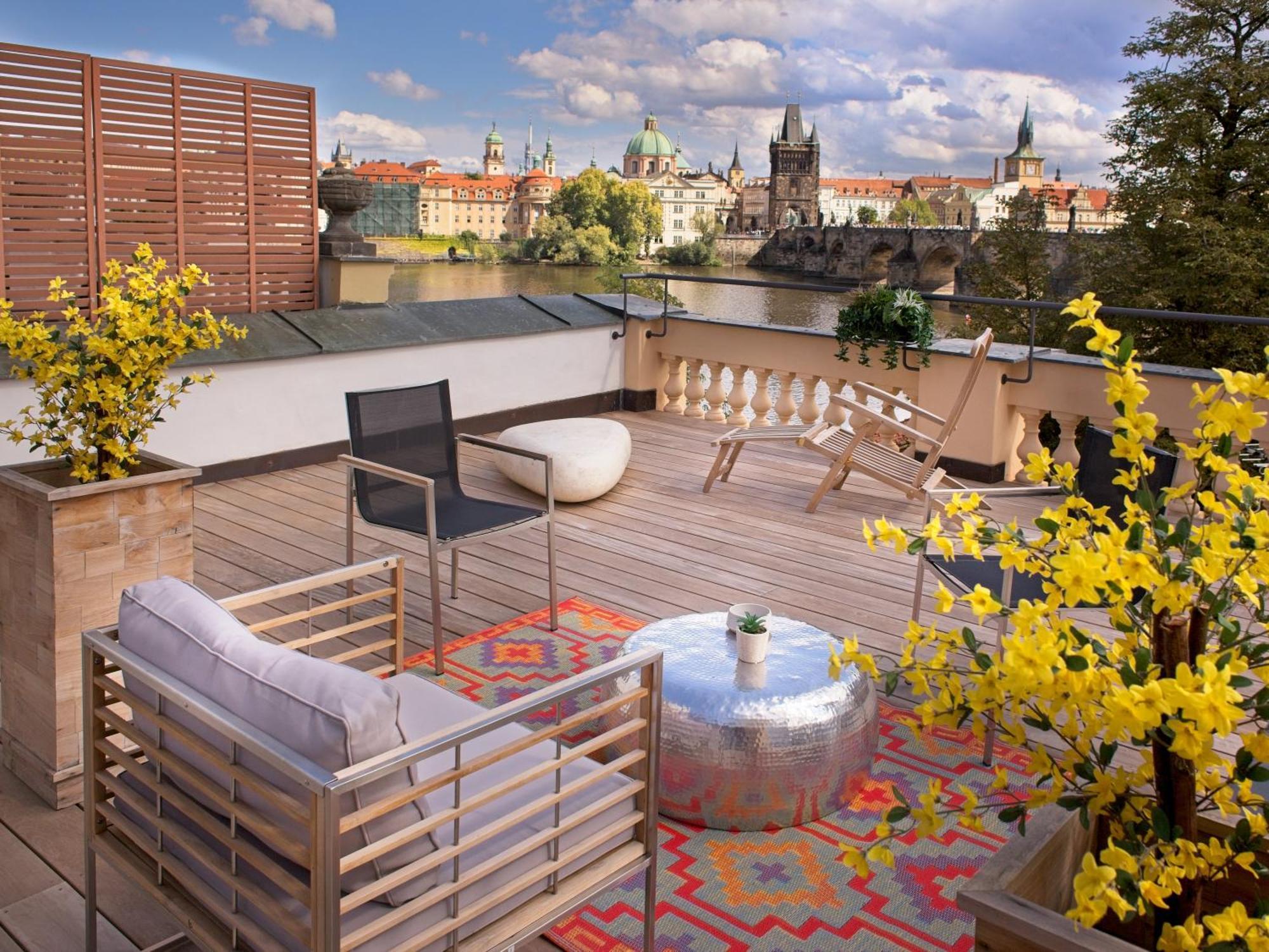 Charles Bridge Apartamento Praga